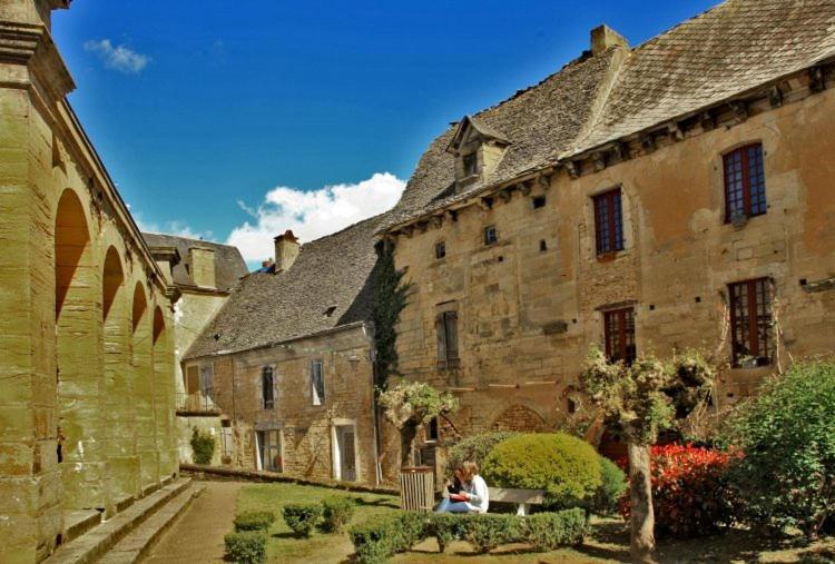 Petite Maison En Pierre Au Coeur Du Perigord Noir Salignac Eyvigues Dış mekan fotoğraf